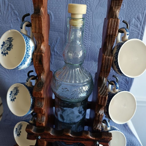 Vintage English mini bar with Lochs of Scotland porcelain cups like new
