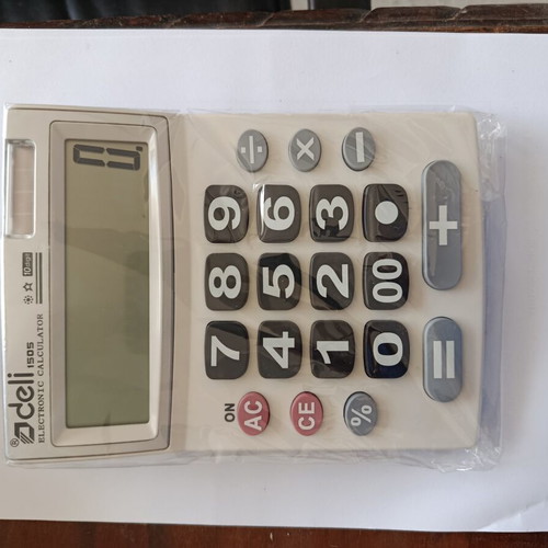 Deli calculator new with large numbers