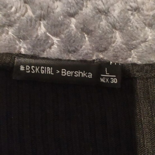Bershka black blouse like new with front opening
