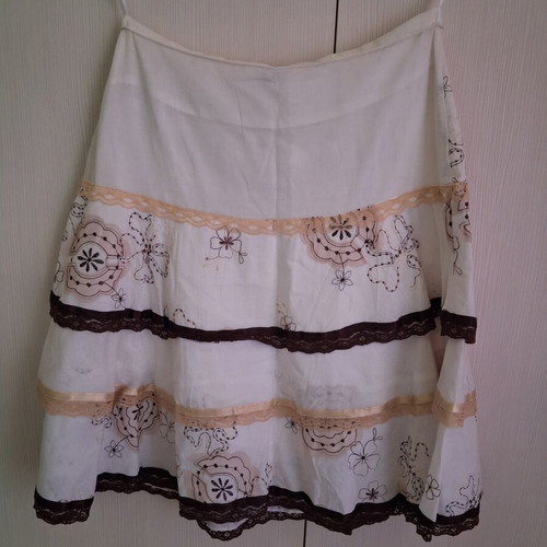 Danilo Boho Style Skirt like new, white with beige lace