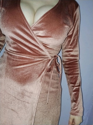 Pull & Bear wrap blouse like new, dusty pink velvet size M