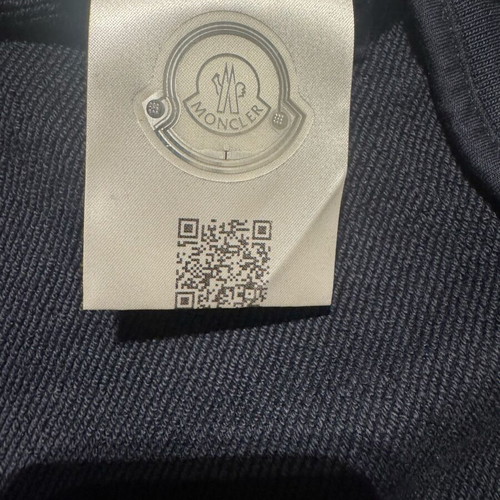 Moncler jacket like new, dark blue, size small