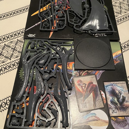 Conquest W’adrhun Quatl figure like new with base and cards