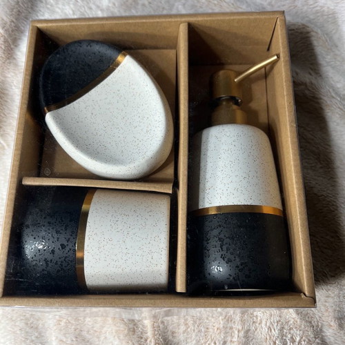 Ceramic bathroom accessory set 3 pieces white black new