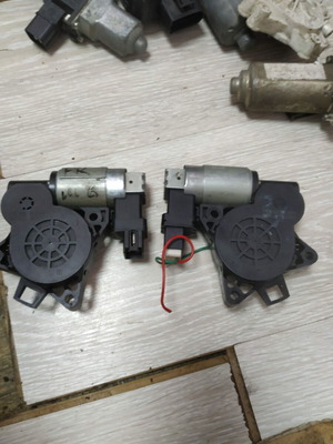 Window Regulator Motor left and right used for Mazda 3 Sport 5 6 CX-7 CX-9 RX8 G22C5958X