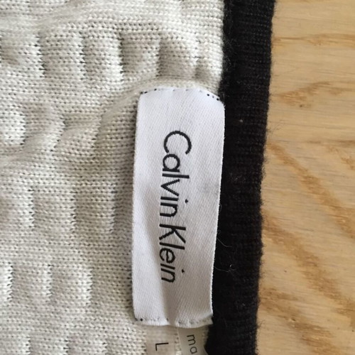 Calvin Klein women's black and white sweater like new, size L