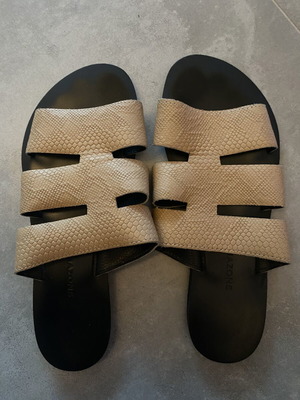 Glamazons leather sandals beige snakeprint size 39