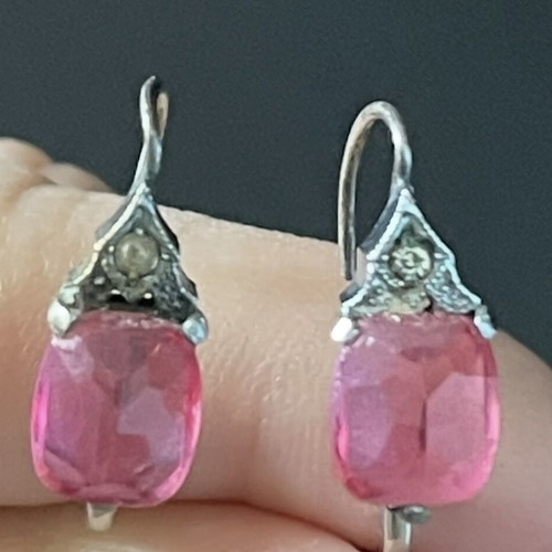 Earrings used 100 years old with pink stone and original box