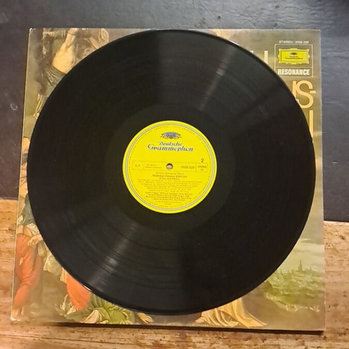 Matthaus Passion BWV 244 record used, good condition
