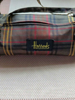 Harrods Knightsbridge toiletry bag with check pattern like new