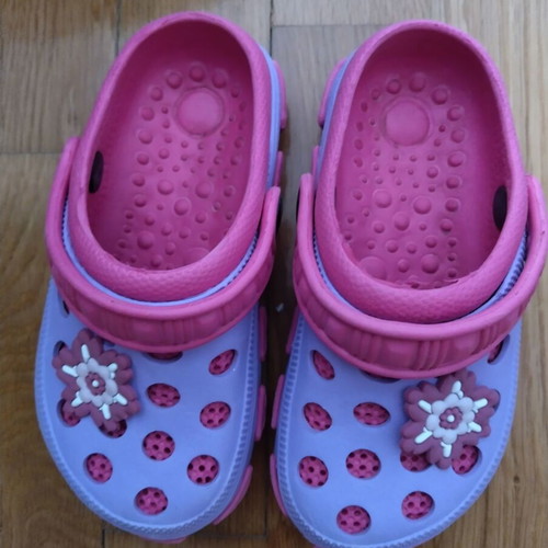 Children's slippers size 27 like new, pink multicolor