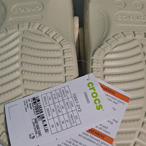 Crocs women's classic clogs slippers size 41-42 new beige