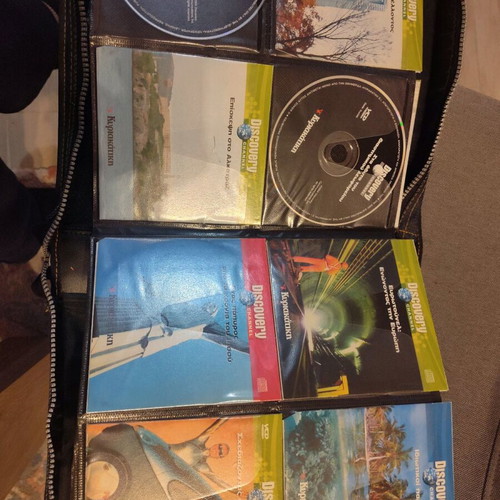 Documentary VCDs used, pack of 200 with case for 160