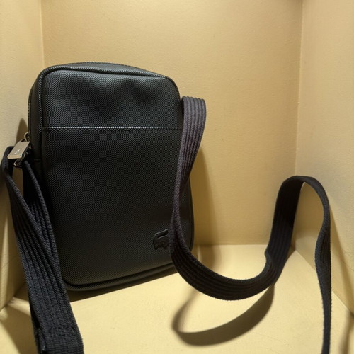 Lacoste bag like new, black