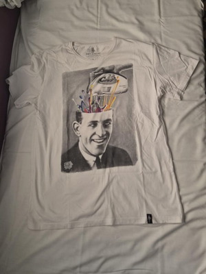 Dirty Velvet men's t-shirt XL like new, white multicolor