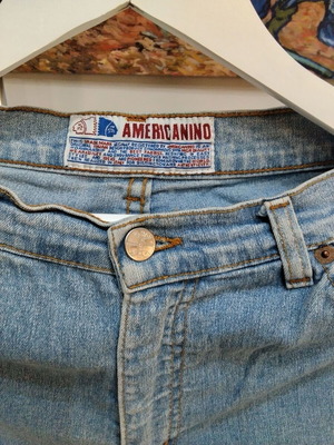 Americanino vintage women's jeans size 31 light blue denim used