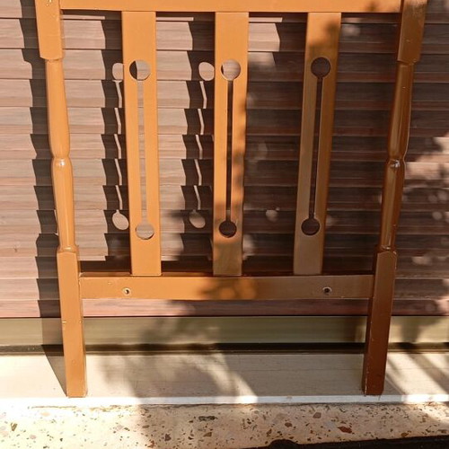 Vidage Baby Cot like new with Biocotton mattress and mosquito net