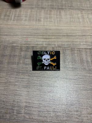 Celtic-St Pauli pin new