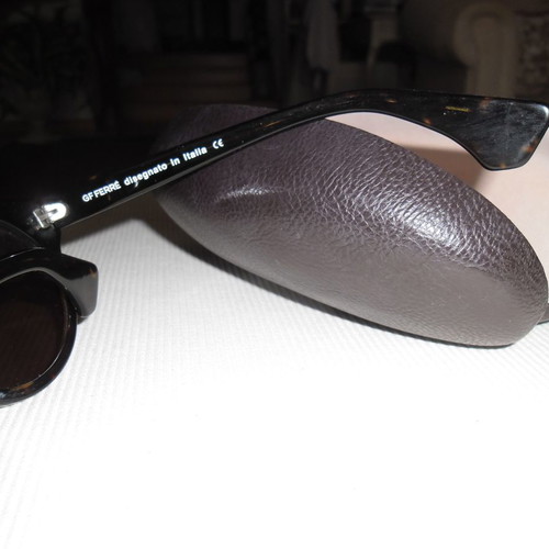 Gianfranco Ferre sunglasses brown new