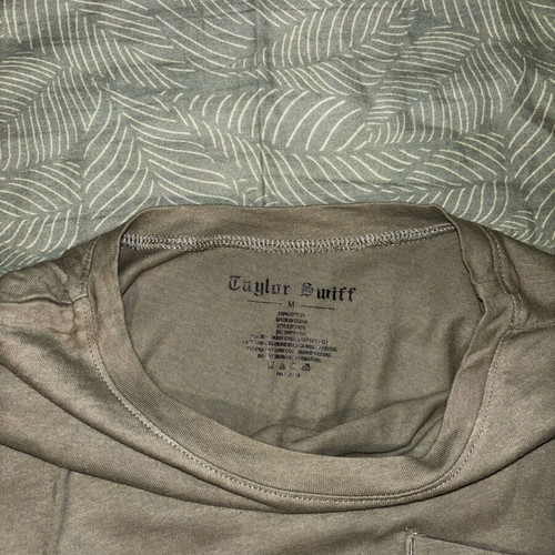 Tshirt Taylor Swift Reputation Tour like new, size M