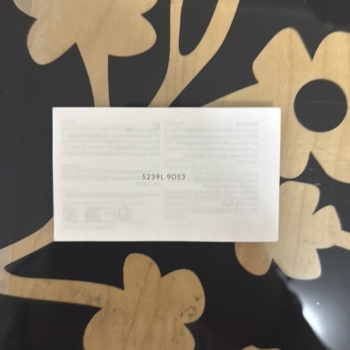 Gucci product tag new from tie