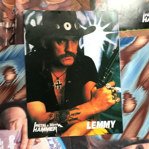 Posters used collectible with Kind Diamond, Bruce Lee, Slayer, Lemmy, Angra, Bon Jovi, Paradise Lost, Blind Guardian, Aris