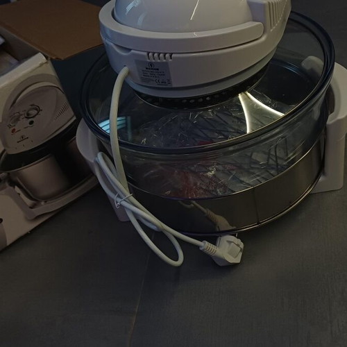 Multicooker new, unused