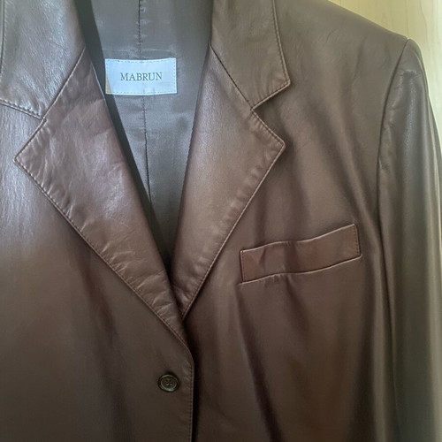 Leather jacket dark brown like new