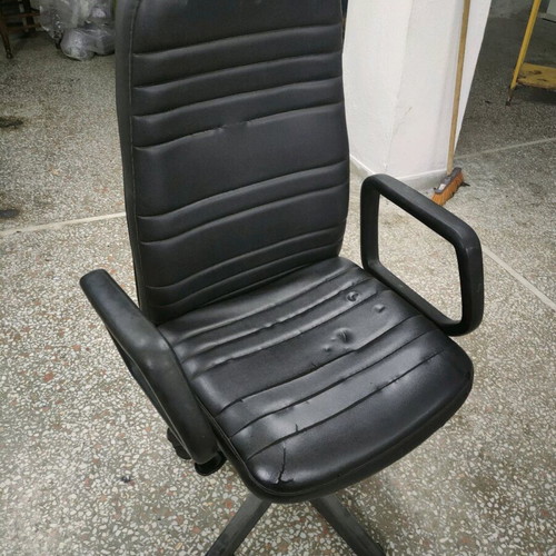 Office chair used, good condition