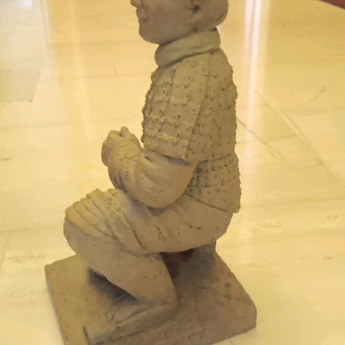 Figurine 27 cm like new