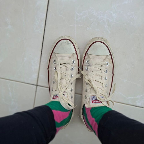 All Star Converse athletic shoes used, beige, size 39