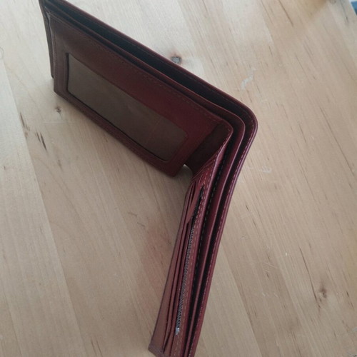 Burgundy leather wallet like new