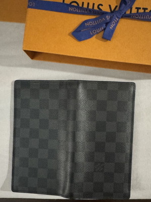 Louis Vuitton men's wallet new, black