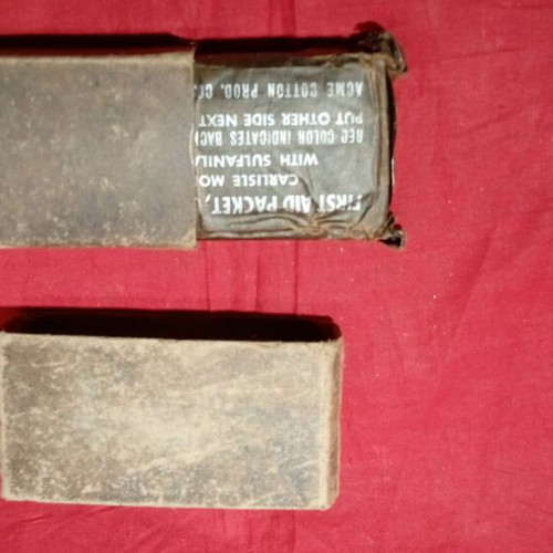 U.S Army WWII Hemostatic Bandage like new with Greek pouch