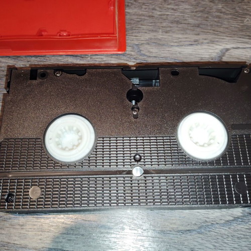 Children's VHS tapes used, Pippi Longstocking and Oliver