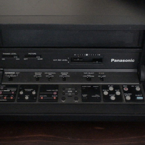 Panasonic NV-FS88 SVHS video cassette recorder used, defective