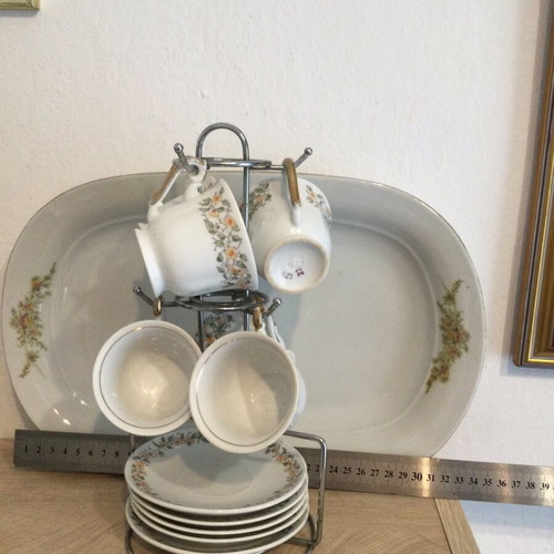 Coffee set like new with metal base and large platter