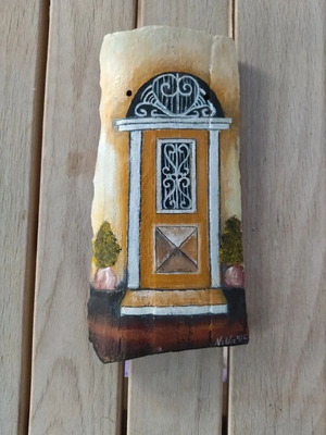Painting on tile like new, hangs with string