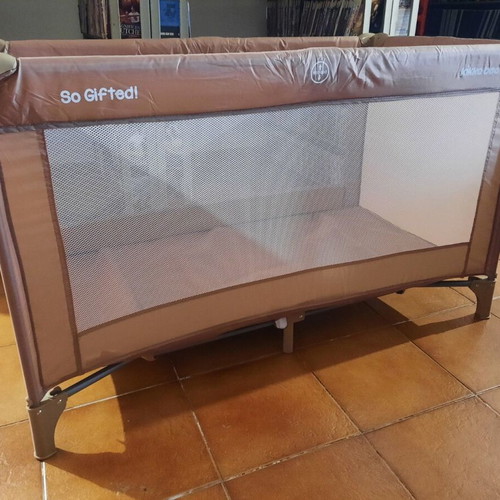 Kikka Boo So Gifted playpen with carrying bag