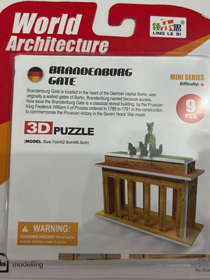 Mini 3D puzzle Edinburgh Gates new