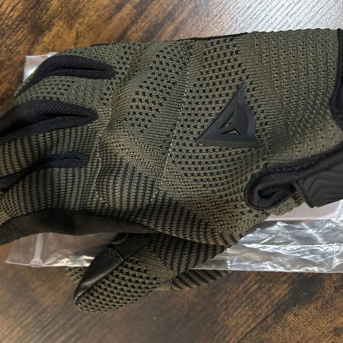 Argon Gloves Grape-Leaf summer motorcycle gloves, size M, Dainese