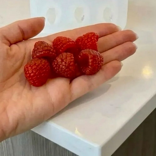Silicone raspberry mold for baking