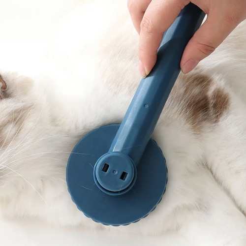 Self-cleaning pet brush new for dogs and cats