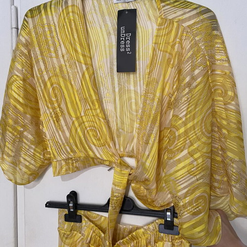 Summer set Dress2unDress new, yellow and gold crop top with skirt