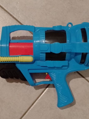 Plastic water gun 65cm used, black-turquoise