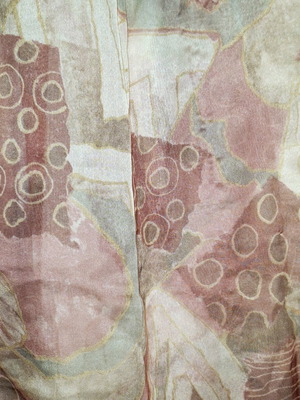Retro pink scarf like new
