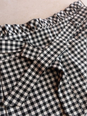 Σορτσάκι Zara size XS σαν καινούργιο, ψηλόμεσο με ζώνη