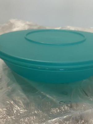 Tupperware Expression Bowl 0.7lt Green