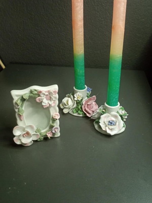 Vintage porcelain set 1960s-70s used, 2 candle holders and frame with gift candles