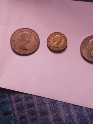 Set of 3 British Pre-Decimal Coins like new (1957-1964)